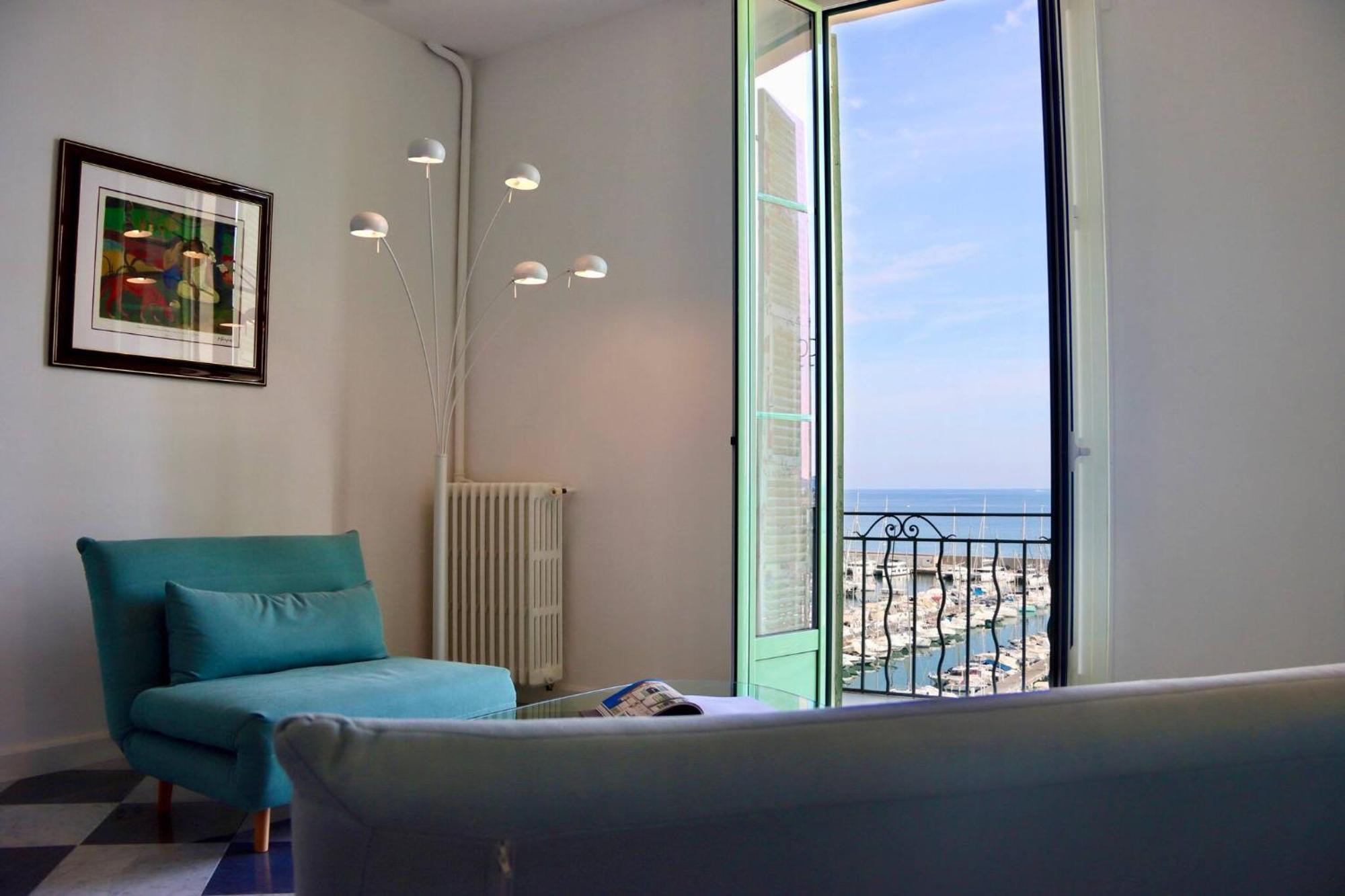 "Le Grand Hotel" Prestigieux Et Unique, Vue Mer ม็องตง ภายนอก รูปภาพ
